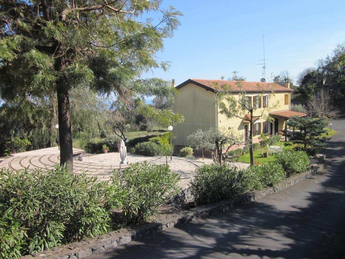 B&B Boutique Di Charme "Etna-Relax-Natura" Zafferana Etnea Exterior photo